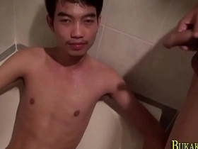 亚洲人颜射尿尿 hot gay porn abs