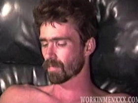熟男克里夫打飞机 hot dads gay porn
