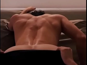 单身派对后，男友无套干我，最后射进我屁眼 gay porn chinese hard fuck