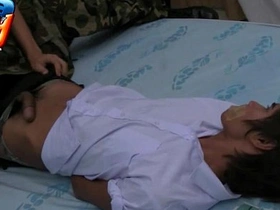 学生仔与军装嫩男下流嬉戏 big chinese monster dick gay porn