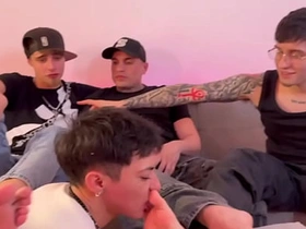 巴西佬与阿根廷人的淫乱趴 - FREE asian black porn gay