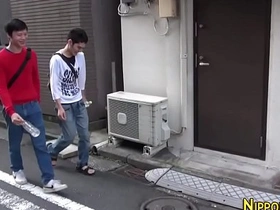 亚裔小鲜肉骑乘大屌 korean football gay porn