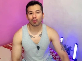 奴隶的每个部位都能发出独特的淫叫 - 卖身男孩 japanese gay for pay porn