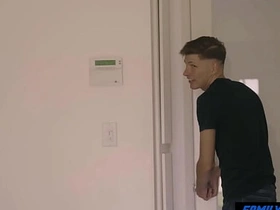家庭嫩肉 - 老妈不在不知道 asian gay for pay porn