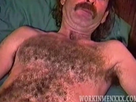 熟男拜伦打飞机 chinese gay homemade porn videos