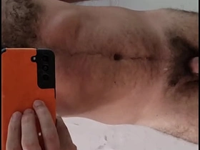 海滩暴晒一天后的毛屌 joyful japanese bodybuilder porn