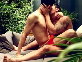 亚裔零号被白人肌肉猛男户外无套中出 gay singapore porn