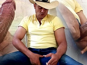 YURI GACHO - AGROBOY SUPER DOTADO ESGUICHANDO PORRA DA PICA GROSSA - URSO BRASILEIRO GOZANDO Participants handsome gay japanese porn