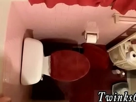 亚洲男同色情片 一屋子鸡巴撒尿 gay chinese porn sucking