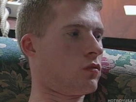 年轻Killian Logan撸出大鸡巴精液 chinese teenage happy-go-lucky porn