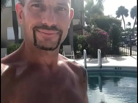 泳池日兄弟 korean gay daddy porn