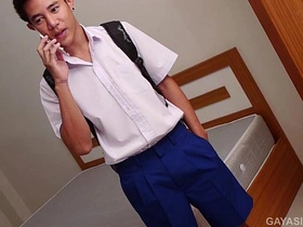 Vernon和Win撒尿无套 korean dad gay porn