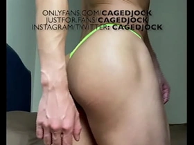 肌肉亚裔穿性感泳裤 porn pinoy gay