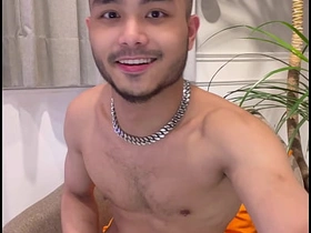 亚洲小伙儿不老实 first time asian gay sex videos