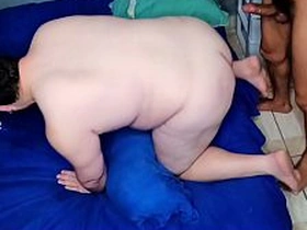 直男骚年放风筝结果在屋顶被我干了 瘦子求操胖子的后入式 完整双飞 asian gay porn bisexuals