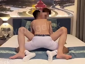 Gymbigdick狂干亚裔业余伪娘大屁股 porn japanese cute gay
