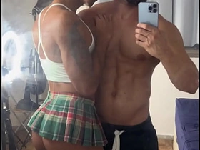 穿迷你裙的骚货被大鸡巴猛男干 big butt asian detached porn