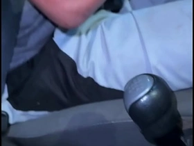 说服网约车司机操我屁眼 zifeng link up gay porn