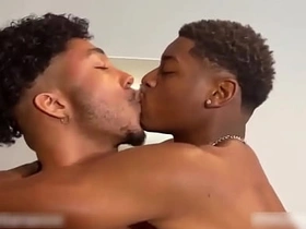 肌肉黑屌猛男干得超爽 pinoy vf gay porn