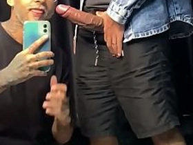 秘密口交 japanese gay porn bus