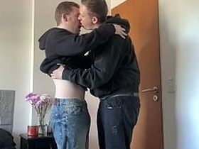 直男终于操了他的 elated 好兄弟... japanese handsome gay porn