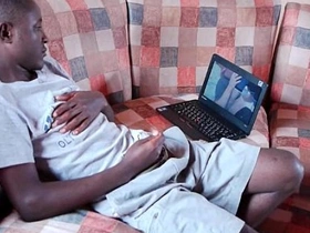 非洲黑皮小鲜肉互相玩鸡巴 xxx.es asian gay sex videos